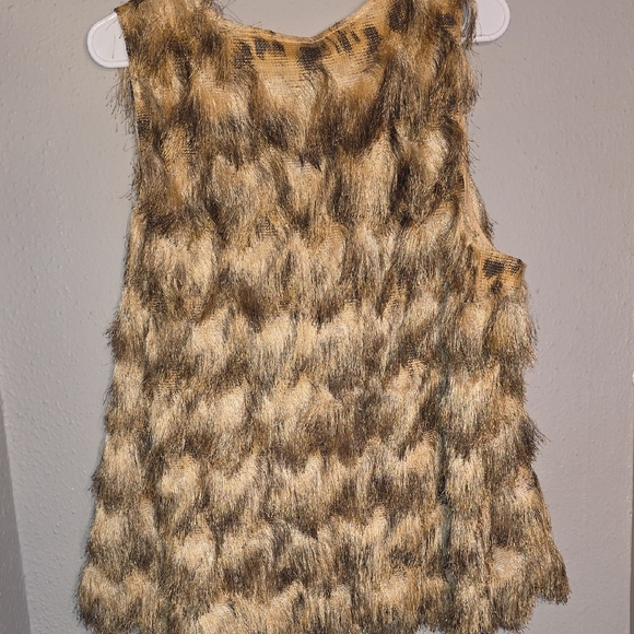 Cavender’s Faux Fur Vest 3X - Picture 4 of 8